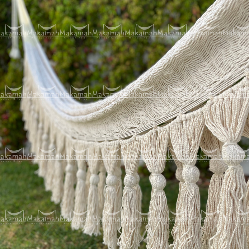 Hamaca BOHO con Borlas Natural