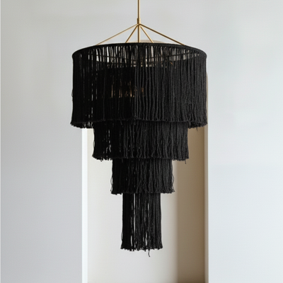 LÁMPARA TEJIDA DE FLECOS DE 4 PISOS