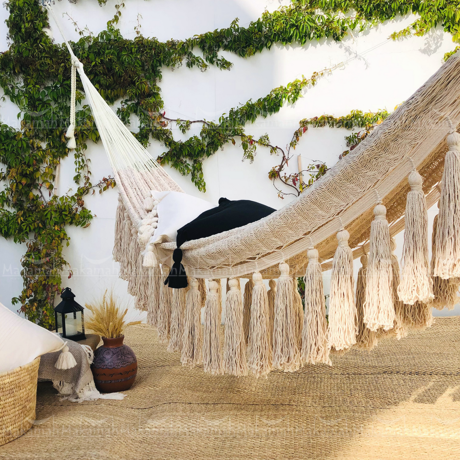 Hamaca Boho con Pompones Largos Crudo